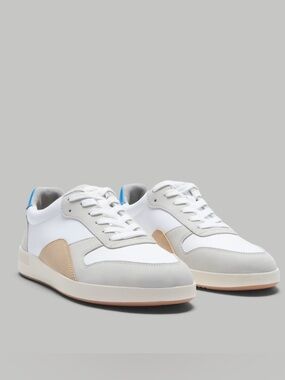 Everlane ReLeather Court Sneaker white light grey and blue colorway size 8 women